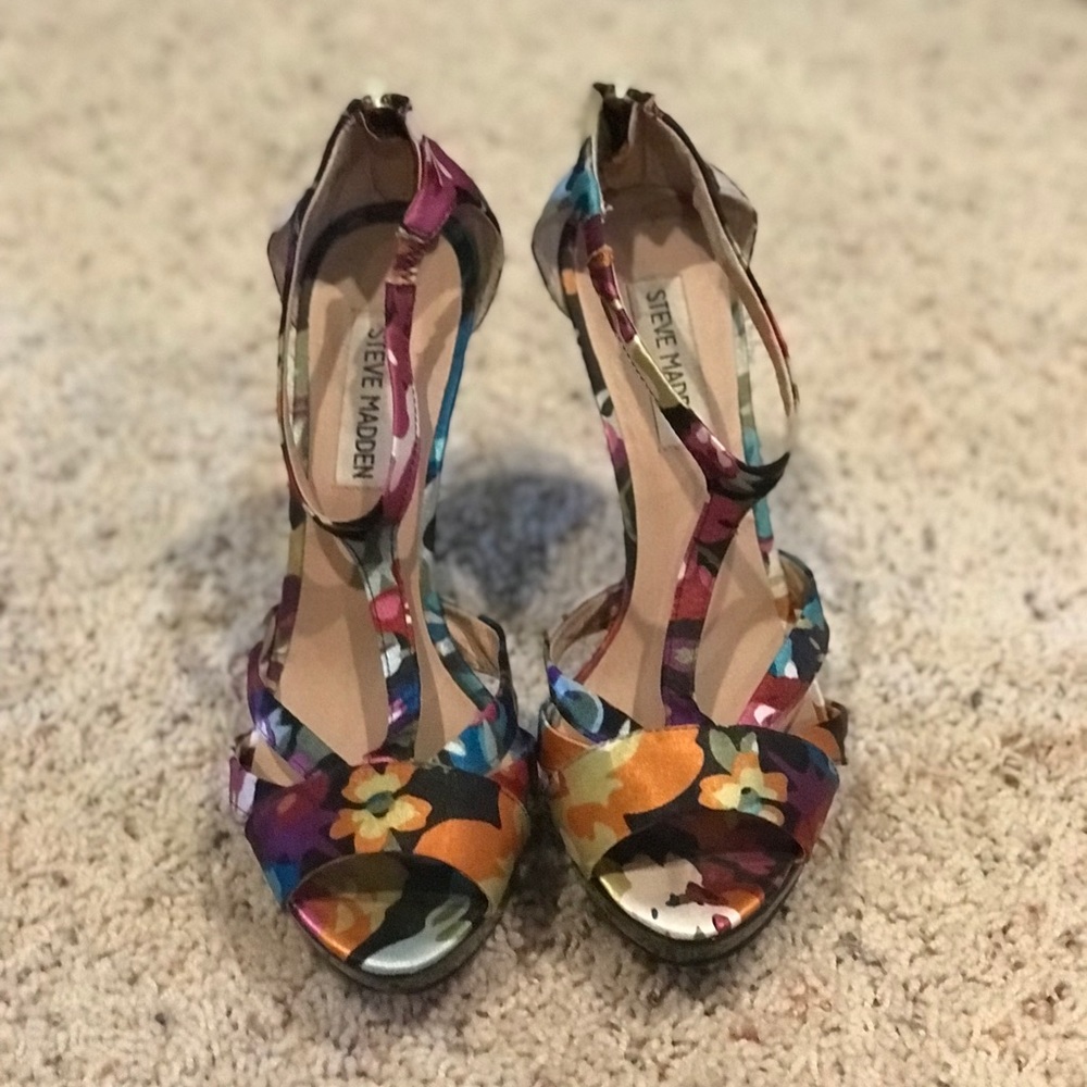 Steve Madden Floral Heels